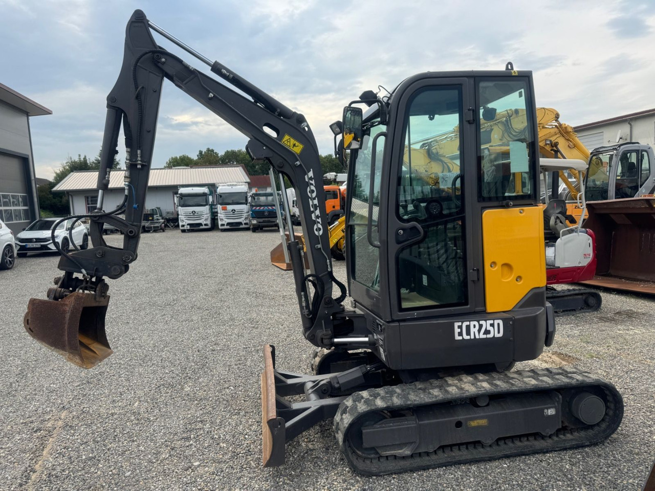 VOLVO ECR 25 D - Mini bager: slika 3 VOLVO ECR 25 D - Mini bager: slika 3