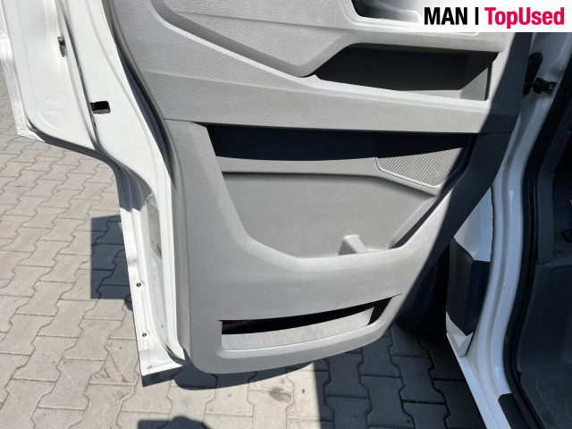 MAN TGE 3.140 4X2F SB kombi - Furgon: slika 3 MAN TGE 3.140 4X2F SB kombi - Furgon: slika 3