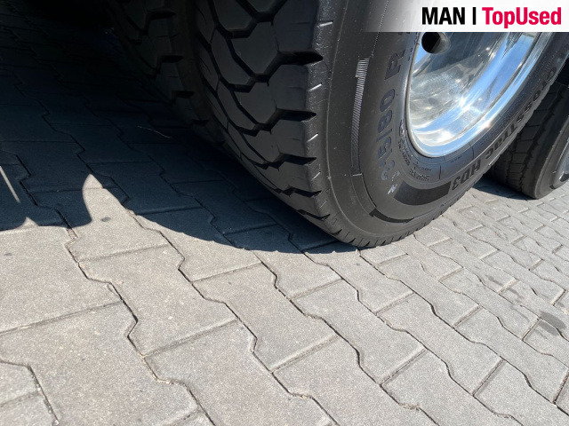 MAN TGS 35.520 8x4-4 BL CH Meiller Roll-Off Tipper - Kamion sa hidrauličnom kukom: slika 4 MAN TGS 35.520 8x4-4 BL CH Meiller Roll-Off Tipper - Kamion sa hidrauličnom kukom: slika 4