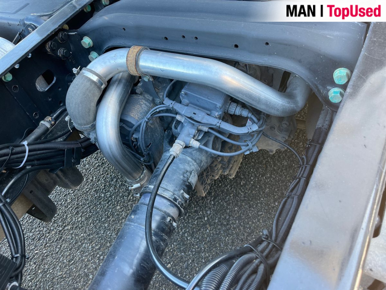 MAN TGX 18.460 4X2 LLS-U Euro6 Retarder Klima Navi ZV - Tegljač: slika 4 MAN TGX 18.460 4X2 LLS-U Euro6 Retarder Klima Navi ZV - Tegljač: slika 4