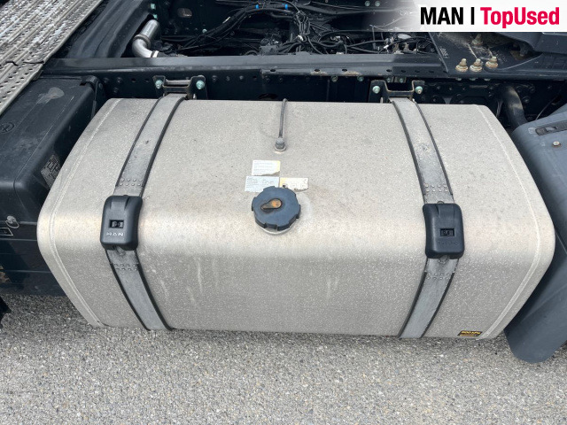 MAN TGX 18.470 4X2 LLS-U Euro6 Retarder Klima Navi ZV - Tegljač: slika 5 MAN TGX 18.470 4X2 LLS-U Euro6 Retarder Klima Navi ZV - Tegljač: slika 5