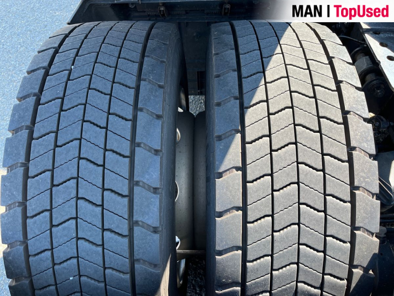 MAN TGX 18.470 4x2 LL SA Euro6 Retarder Klima ZV - Tegljač: slika 4 MAN TGX 18.470 4x2 LL SA Euro6 Retarder Klima ZV - Tegljač: slika 4