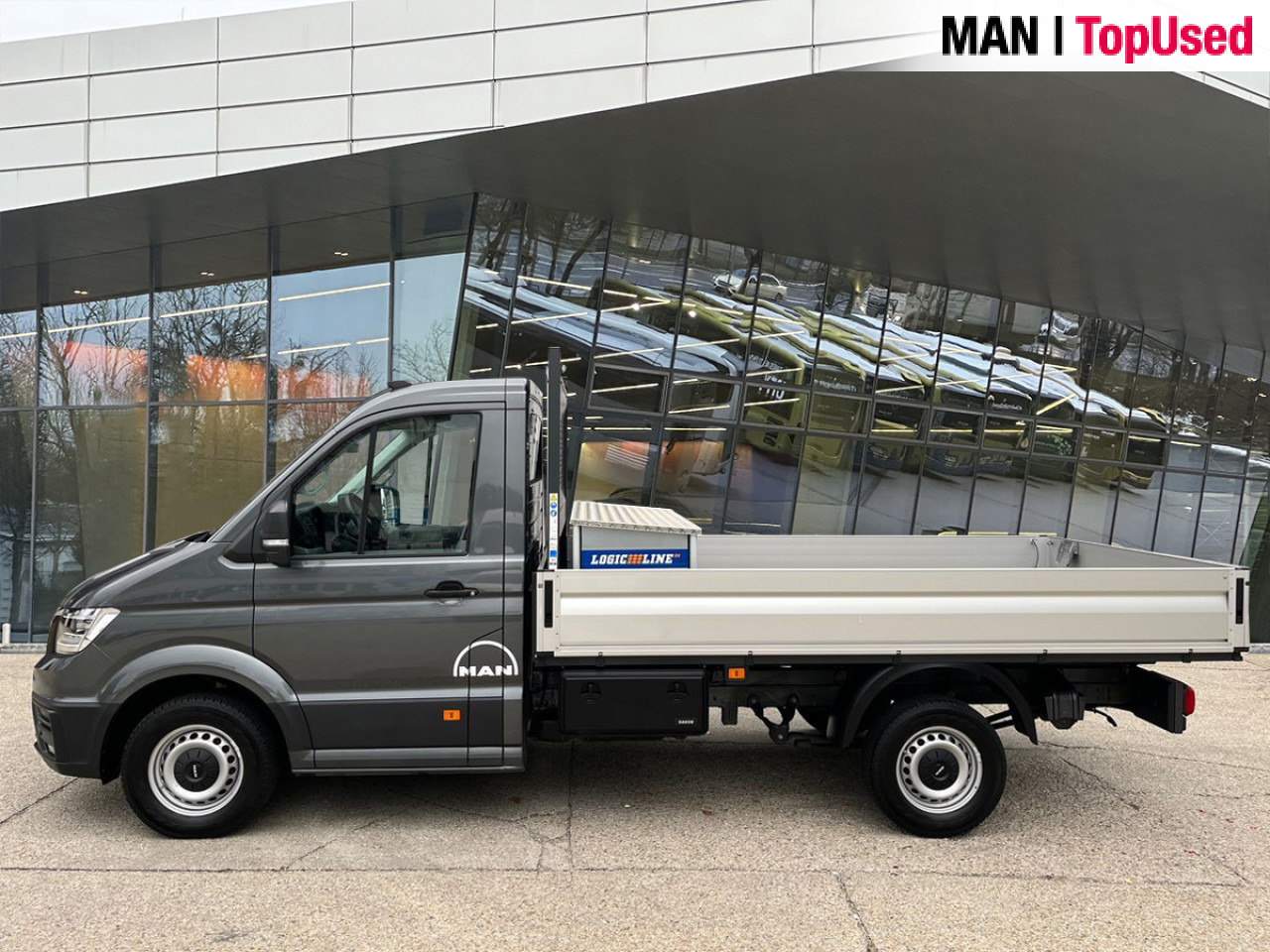 MAN TGE 3.140 4X2F SB, Automatic, Flat bed Klima ZV - Dostavno vozilo sa otvorenom sandukom: slika 3 MAN TGE 3.140 4X2F SB, Automatic, Flat bed Klima ZV - Dostavno vozilo sa otvorenom sandukom: slika 3