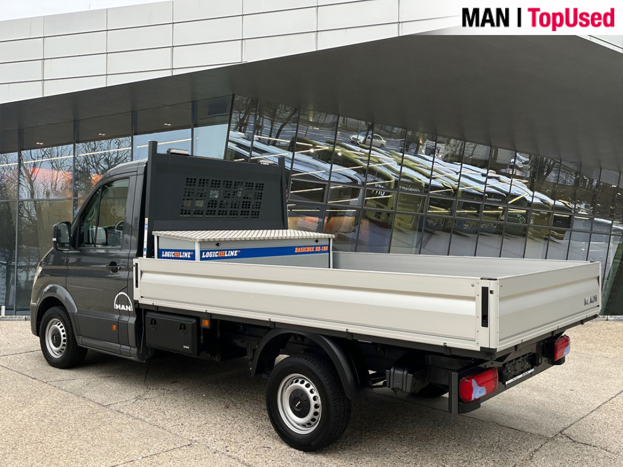 MAN TGE 3.140 4X2F SB, Automatic, Flat bed Klima ZV - Dostavno vozilo sa otvorenom sandukom: slika 2 MAN TGE 3.140 4X2F SB, Automatic, Flat bed Klima ZV - Dostavno vozilo sa otvorenom sandukom: slika 2