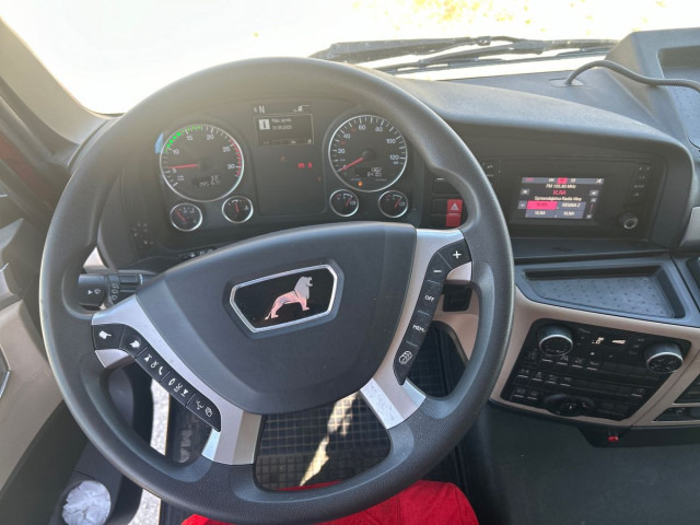MAN TGX 26.470 6X2-4 BL súprava warranty - Kamion sa golom šasijom i zatvorenom kabinom: slika 4 MAN TGX 26.470 6X2-4 BL súprava warranty - Kamion sa golom šasijom i zatvorenom kabinom: slika 4