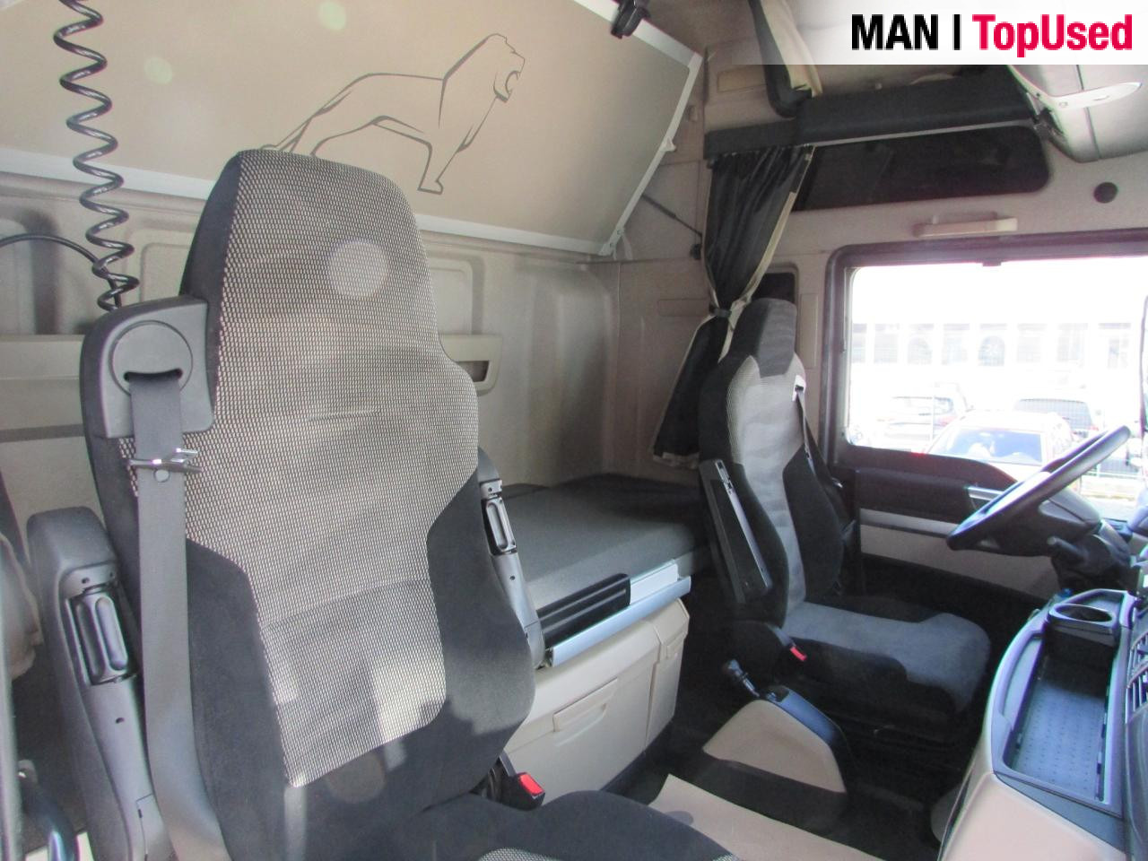 MAN TGX 18.460 4X2 LLS-U Euro6 Retarder Klima ZV - Tegljač: slika 5 MAN TGX 18.460 4X2 LLS-U Euro6 Retarder Klima ZV - Tegljač: slika 5