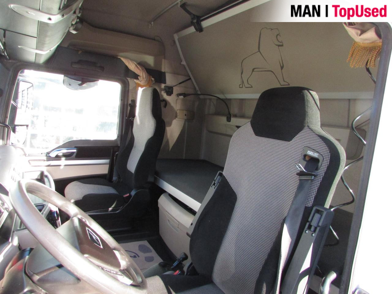 MAN TGX 18.500 4X2 LLS-U Euro6 Retarder Klima Navi ZV - Tegljač: slika 3 MAN TGX 18.500 4X2 LLS-U Euro6 Retarder Klima Navi ZV - Tegljač: slika 3