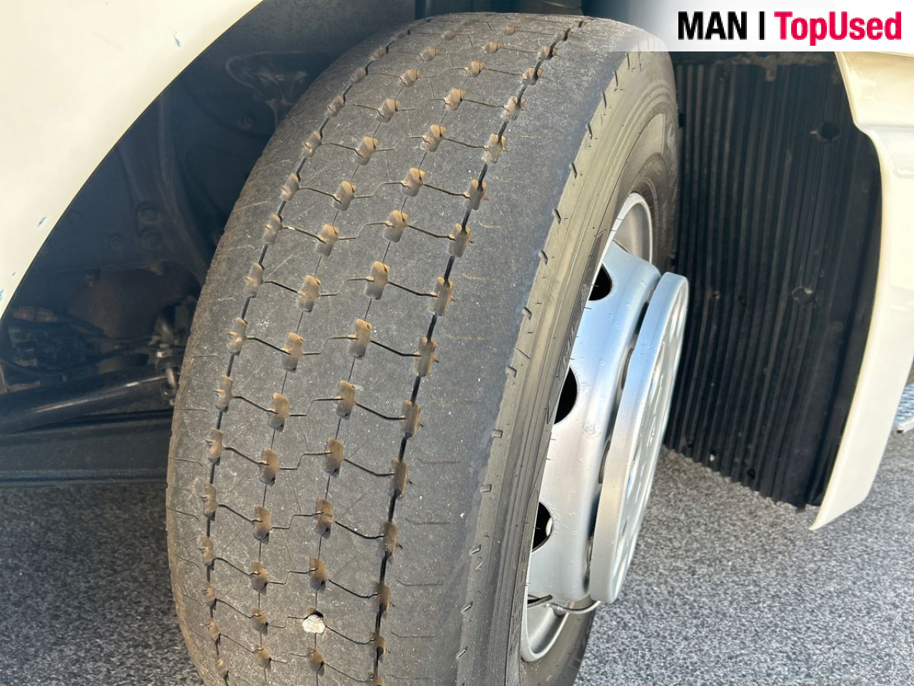 MAN TGX 18.510 4X2 LLS-U Euro6 Retarder Klima ZV - Tegljač: slika 2 MAN TGX 18.510 4X2 LLS-U Euro6 Retarder Klima ZV - Tegljač: slika 2