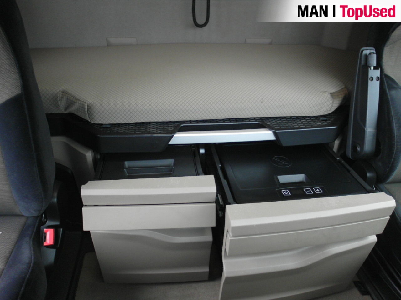 MAN TGX 18.510 4x2 LL SA Ultra *MP160923 Euro6 Klima - Tegljač: slika 4 MAN TGX 18.510 4x2 LL SA Ultra *MP160923 Euro6 Klima - Tegljač: slika 4