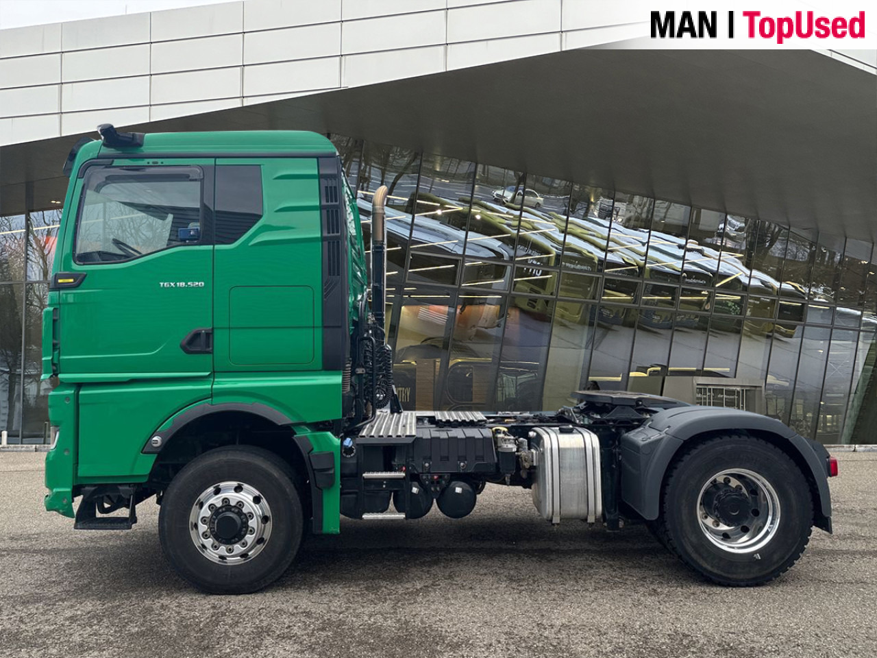 MAN TGX 18.520 4x4H BL SA *RM935876 Euro6 Pritarder ZV - Tegljač: slika 2 MAN TGX 18.520 4x4H BL SA *RM935876 Euro6 Pritarder ZV - Tegljač: slika 2