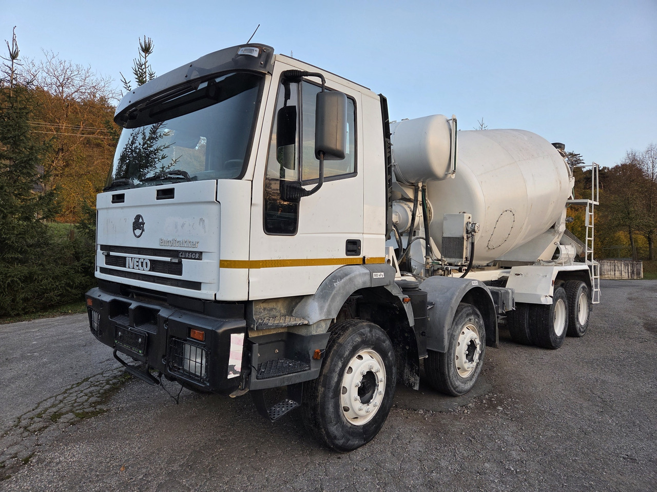IVECO EURO TRAKKER MP340E35HB 8x4 MIX (chassis ) - Mikser za beton: slika 1 IVECO EURO TRAKKER MP340E35HB 8x4 MIX (chassis ) - Mikser za beton: slika 1