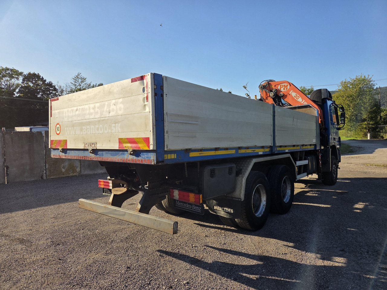 MERCEDES-BENZ ACTROS 3341 6x6 + CRANE PM 30 Radio Control - Kamion sa tovarnim sandukom, Kamion sa dizalicom: slika 4 MERCEDES-BENZ ACTROS 3341 6x6 + CRANE PM 30 Radio Control - Kamion sa tovarnim sandukom, Kamion sa dizalicom: slika 4
