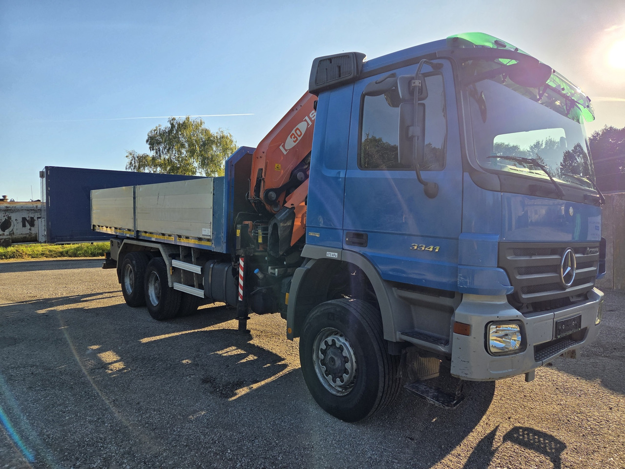 MERCEDES-BENZ ACTROS 3341 6x6 + CRANE PM 30 Radio Control - Kamion sa tovarnim sandukom, Kamion sa dizalicom: slika 3 MERCEDES-BENZ ACTROS 3341 6x6 + CRANE PM 30 Radio Control - Kamion sa tovarnim sandukom, Kamion sa dizalicom: slika 3