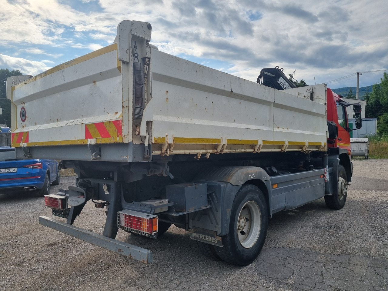 MERCEDES-BENZ ATEGO 1323 4x4 tipper + crane HIAB 095 - Istovarivač, Kamion sa dizalicom: slika 4 MERCEDES-BENZ ATEGO 1323 4x4 tipper + crane HIAB 095 - Istovarivač, Kamion sa dizalicom: slika 4