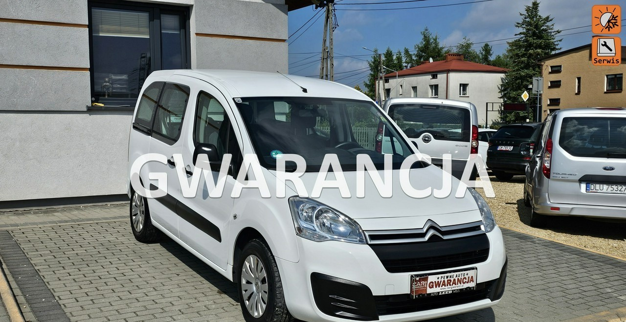 Citroen Berlingo II 5 -osobowy*29450 zł netto* - Automobil: slika 1 Citroen Berlingo II 5 -osobowy*29450 zł netto* - Automobil: slika 1