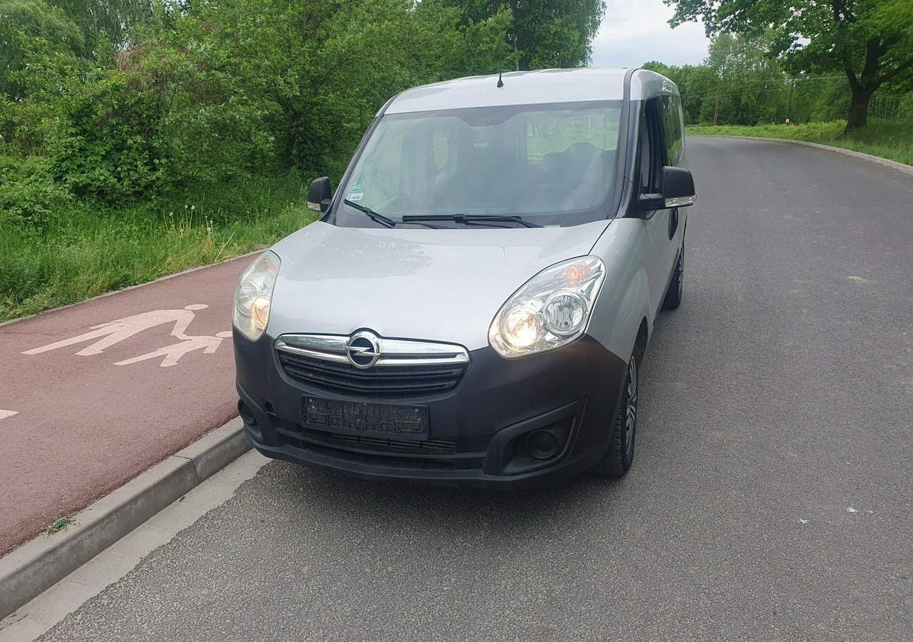 Fiat Doblo long*combo *doblo* krajówka *fv vat 23%* - Dostavno vozilo sa duplom kabinom: slika 2 Fiat Doblo long*combo *doblo* krajówka *fv vat 23%* - Dostavno vozilo sa duplom kabinom: slika 2