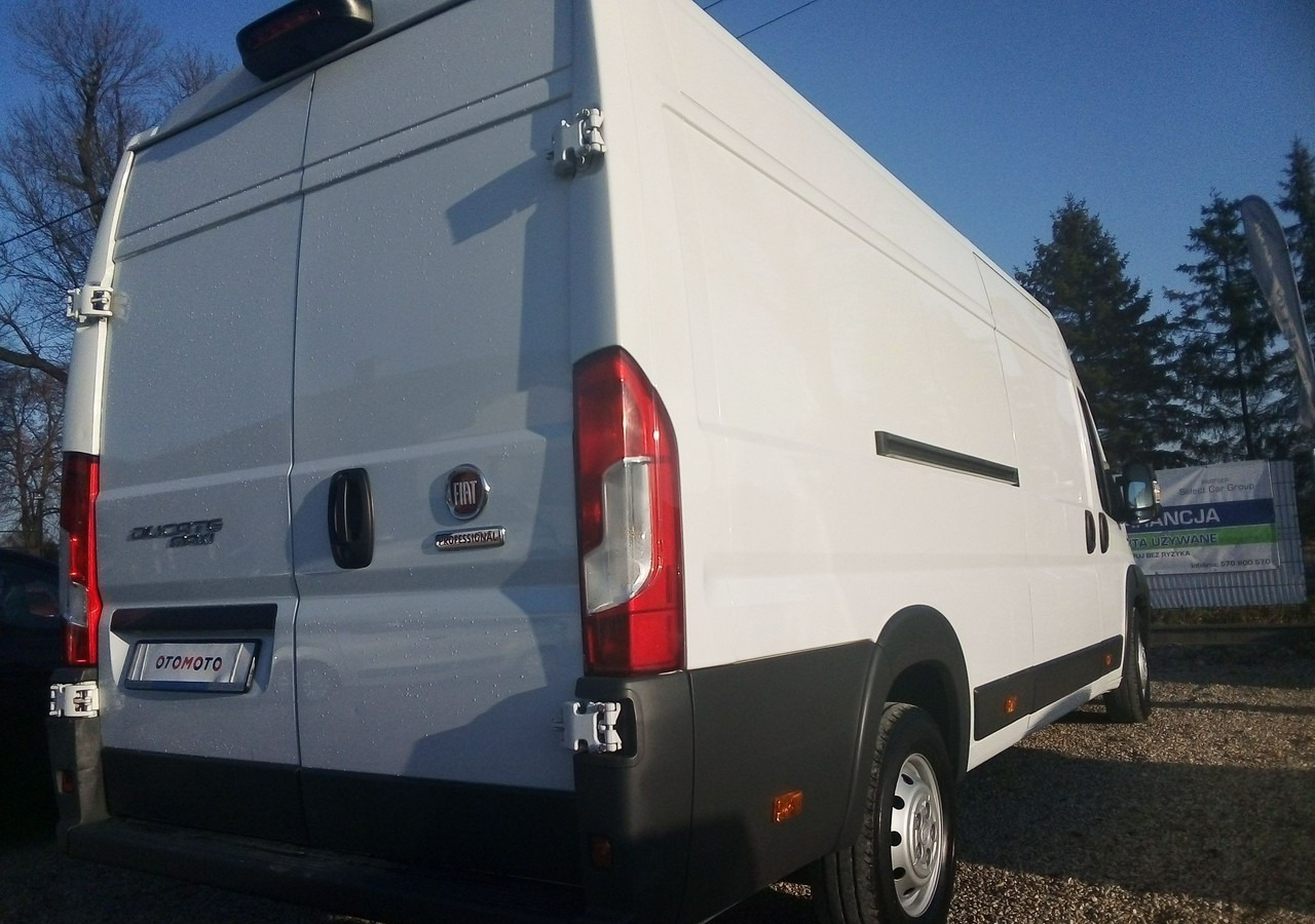 Fiat Ducato krajowy*jeden właściciel*klimatronic *kamera *fv 23%*driving advisor - Furgon: slika 3 Fiat Ducato krajowy*jeden właściciel*klimatronic *kamera *fv 23%*driving advisor - Furgon: slika 3