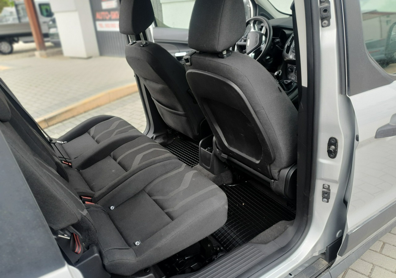 Automobil Ford T Grand Tourneo Connect Ford Tourneo Connect Ford grand tourneo connect: slika 15