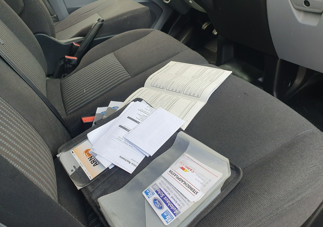 Dostavno vozilo sa otvorenom sandukom, Dostavno vozilo sa duplom kabinom Ford Transit doka*brygadówka *7 osób *klima: slika 15