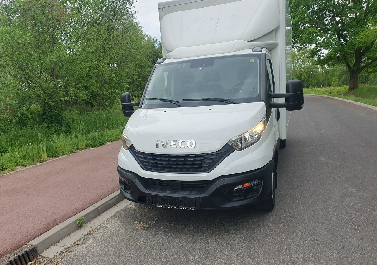 Iveco 35 Daily 35S14 klima * 3 osobowy *nowy rozrząd * - Dostavno vozilo sa zatvorenim sandukom: slika 2 Iveco 35 Daily 35S14 klima * 3 osobowy *nowy rozrząd * - Dostavno vozilo sa zatvorenim sandukom: slika 2