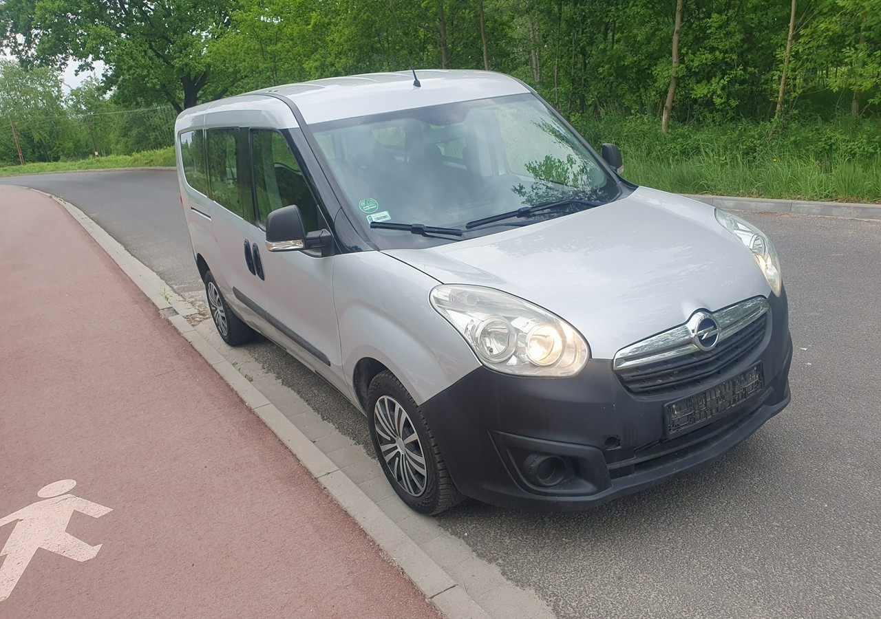 Opel Combo III wersja długa *long* - Automobil: slika 3 Opel Combo III wersja długa *long* - Automobil: slika 3
