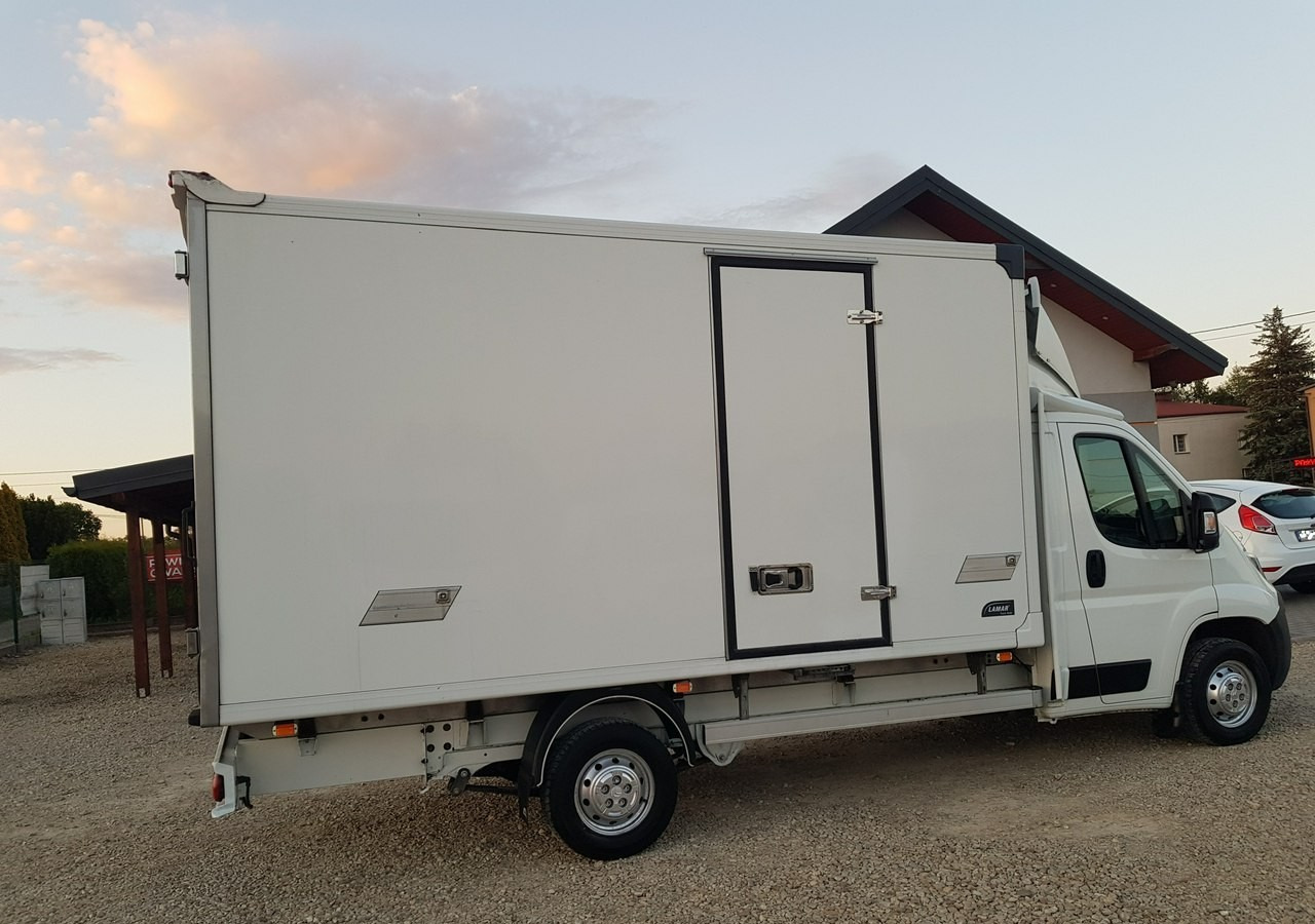 Peugeot Boxer Kontener * izoterma *salon Polska* jeden właściciel * - Dostavno vozilo hladnjača: slika 5 Peugeot Boxer Kontener * izoterma *salon Polska* jeden właściciel * - Dostavno vozilo hladnjača: slika 5