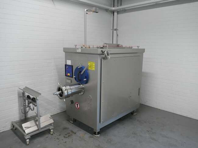 GEA grinder for frozen products AutoGrind 200 - Oprema za prehrambenu industriju: slika 1 GEA grinder for frozen products AutoGrind 200 - Oprema za prehrambenu industriju: slika 1
