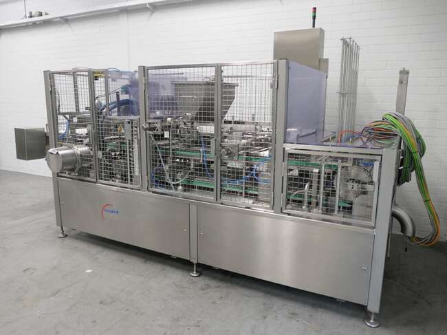 Grunwald filling- & closing machine Foodliner 12000/8 - Oprema za prehrambenu industriju: slika 2 Grunwald filling- & closing machine Foodliner 12000/8 - Oprema za prehrambenu industriju: slika 2