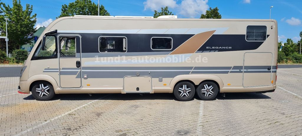 Bürstner Elegance I 910 G Solar/AHK/RFK/Alde/TwinSat/2xTV/Vollausstattung Elegance I 910 G Solar/AHK/RFK/Alde/TwinSat/2xTV/Vollausstattung - Integrisani kamper: slika 3 Bürstner Elegance I 910 G Solar/AHK/RFK/Alde/TwinSat/2xTV/Vollausstattung Elegance I 910 G Solar/AHK/RFK/Alde/TwinSat/2xTV/Vollausstattung - Integrisani kamper: slika 3