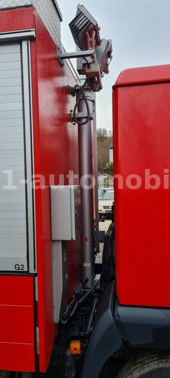 MAN 10.163 L2000 Feuerwehr GWG Nur 6.300km  DEPA ELRO/VETTER 10.163 L2000 Feuerwehr GWG Nur 6.300km  DEPA ELRO/VETTER MAN 10.163 L2000 Feuerwehr GWG Nur 6.300km  DEPA ELRO/VETTER 10.163 L2000 Feuerwehr GWG Nur 6.300km  DEPA ELRO/VETTER: slika 10