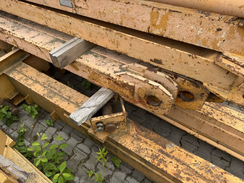 Liebherr 185/200HC Undercarriage 6x6 + 2x A block - Toranjski kran: slika 4 Liebherr 185/200HC Undercarriage 6x6 + 2x A block - Toranjski kran: slika 4