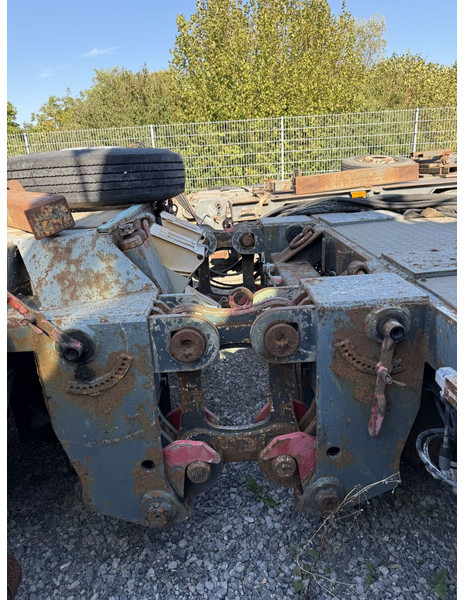 Liebherr 80km/h axeles to self erecting crane 32K 35K 42K 50K 63K 71K - Toranjski kran: slika 2 Liebherr 80km/h axeles to self erecting crane 32K 35K 42K 50K 63K 71K - Toranjski kran: slika 2