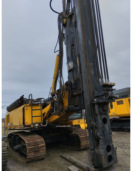 Zeppelin RG15T UM.50 + drill STDS AD3500 - Veliki kamon za bušenje: slika 1 Zeppelin RG15T UM.50 + drill STDS AD3500 - Veliki kamon za bušenje: slika 1