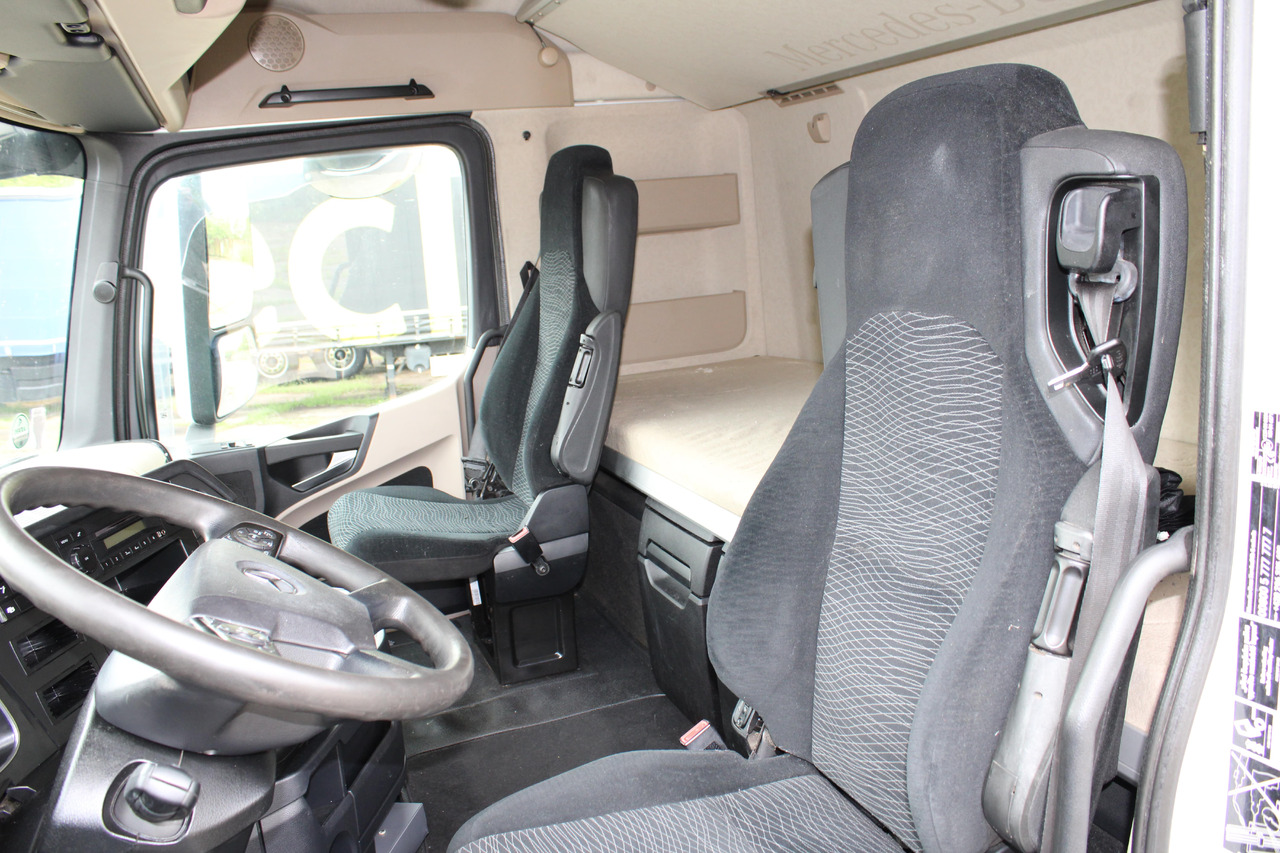 Mercedes-Benz Actros 1845 - Tegljač: slika 5 Mercedes-Benz Actros 1845 - Tegljač: slika 5