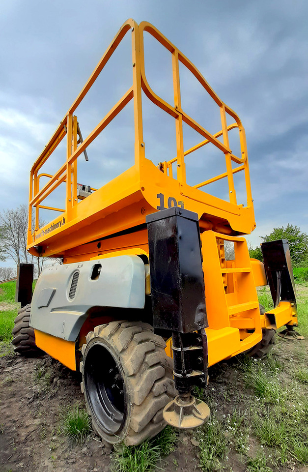 HAULOTTE Compact 12 DX - Lift u obliku makaza: slika 4 HAULOTTE Compact 12 DX - Lift u obliku makaza: slika 4