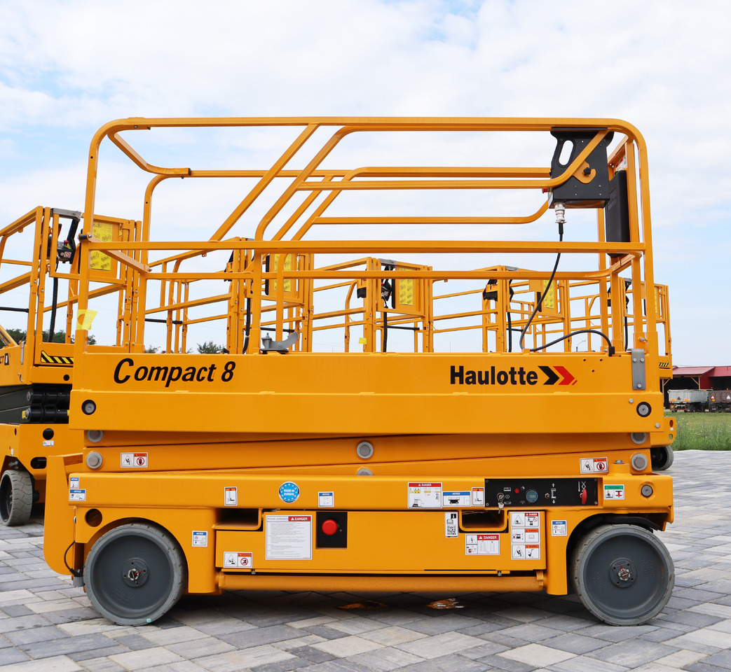 HAULOTTE Compact 8 - Lift u obliku makaza: slika 3 HAULOTTE Compact 8 - Lift u obliku makaza: slika 3