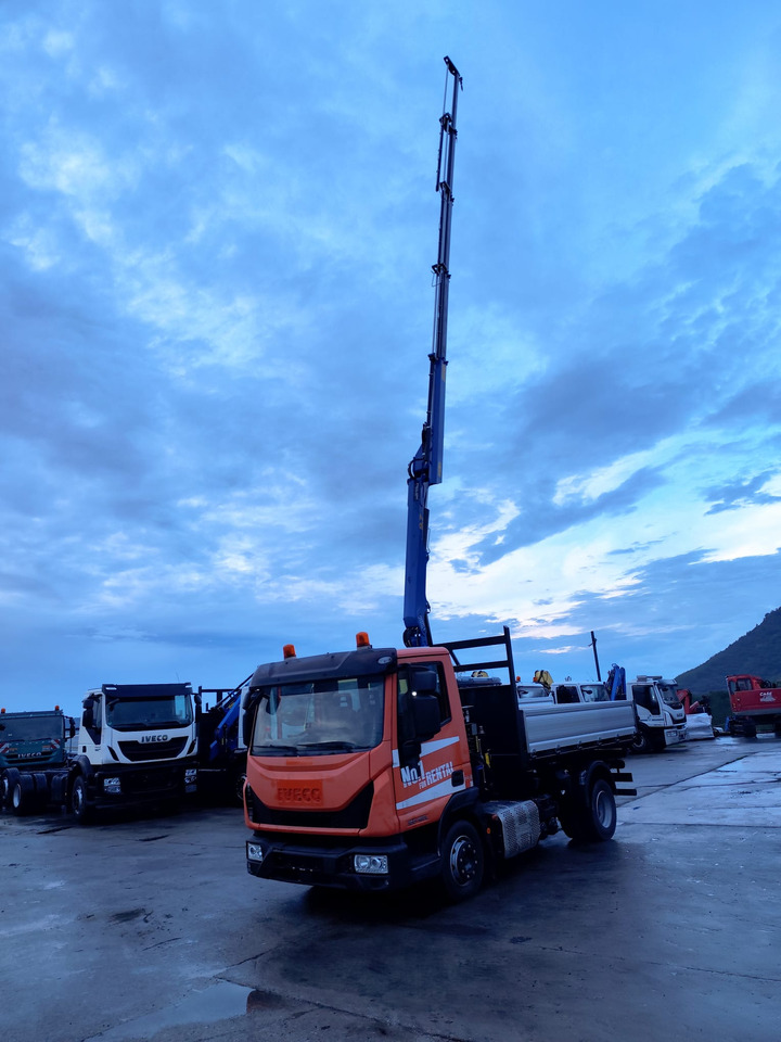 Kamion sa dizalicom IVECO EUROCARGO 120-90L: slika 43