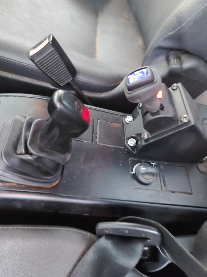 Kamion sa dizalicom IVECO EUROCARGO 120-90L: slika 14