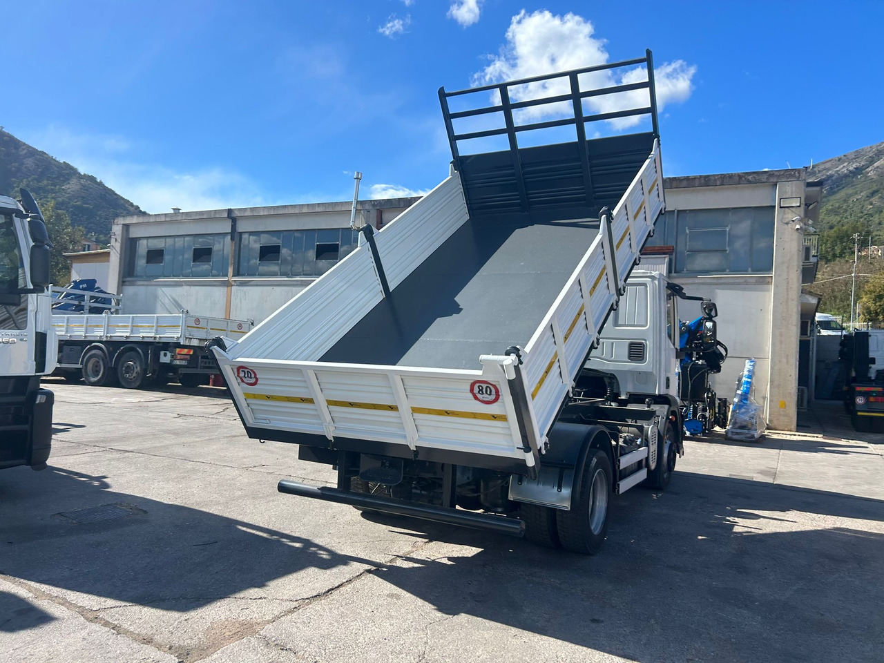 Istovarivač IVECO EUROCARGO 120E25: slika 13