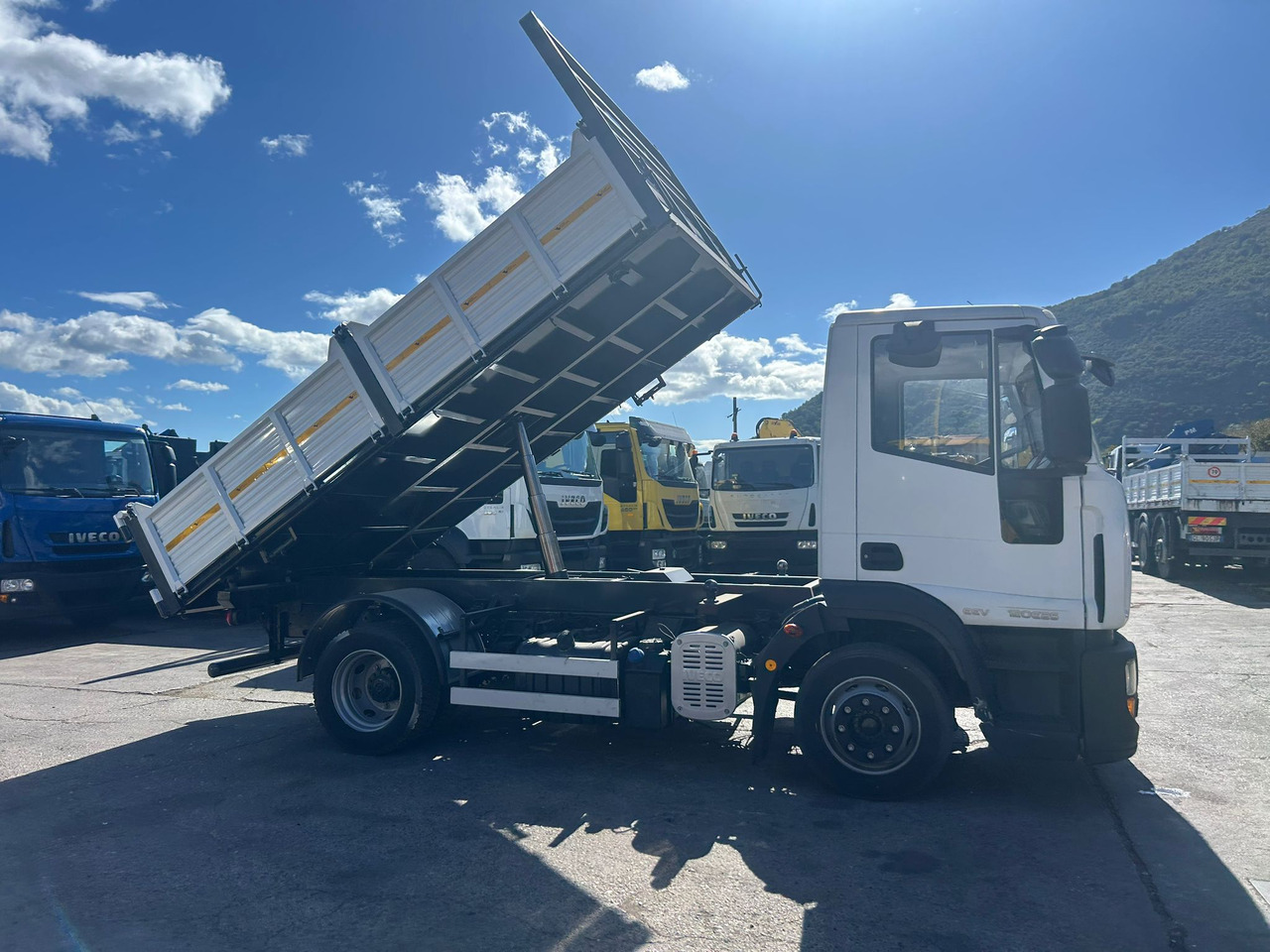 Istovarivač IVECO EUROCARGO 120E25: slika 10