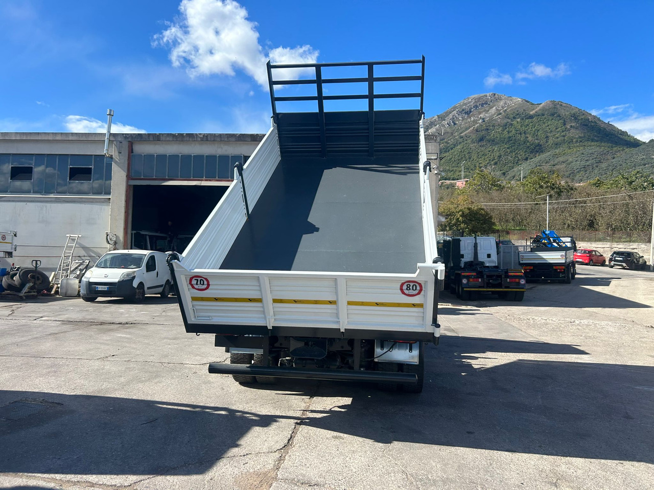 Istovarivač IVECO EUROCARGO 120E25: slika 14