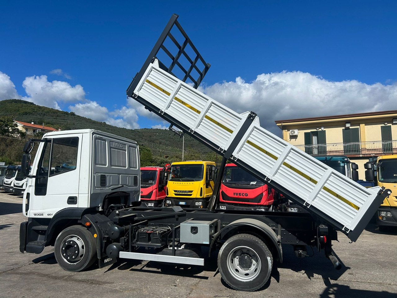 Istovarivač IVECO EUROCARGO 120E25: slika 17