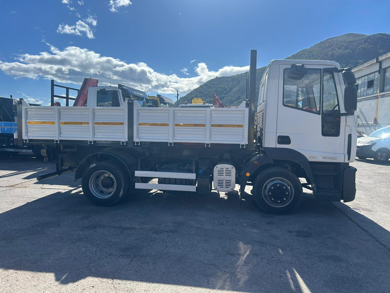 Istovarivač IVECO EUROCARGO 120E25: slika 29