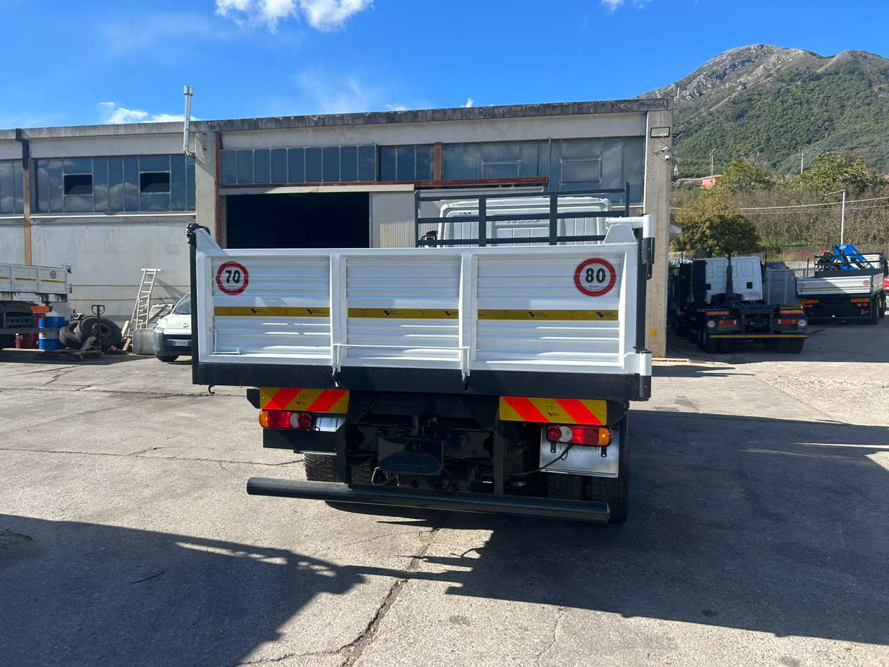 Istovarivač IVECO EUROCARGO 120E25: slika 32