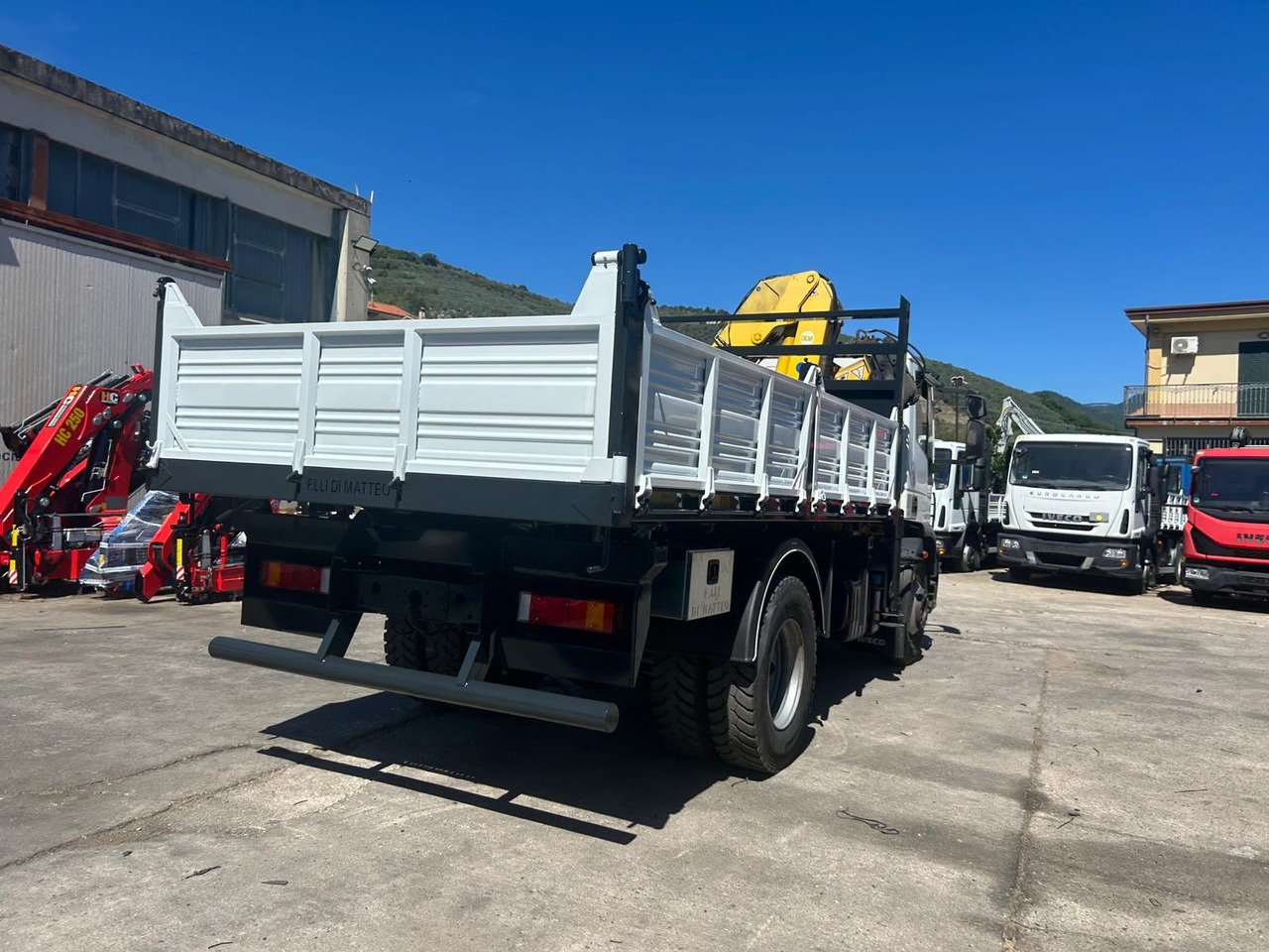 Kamion sa dizalicom IVECO EUROCARGO 160E28: slika 6