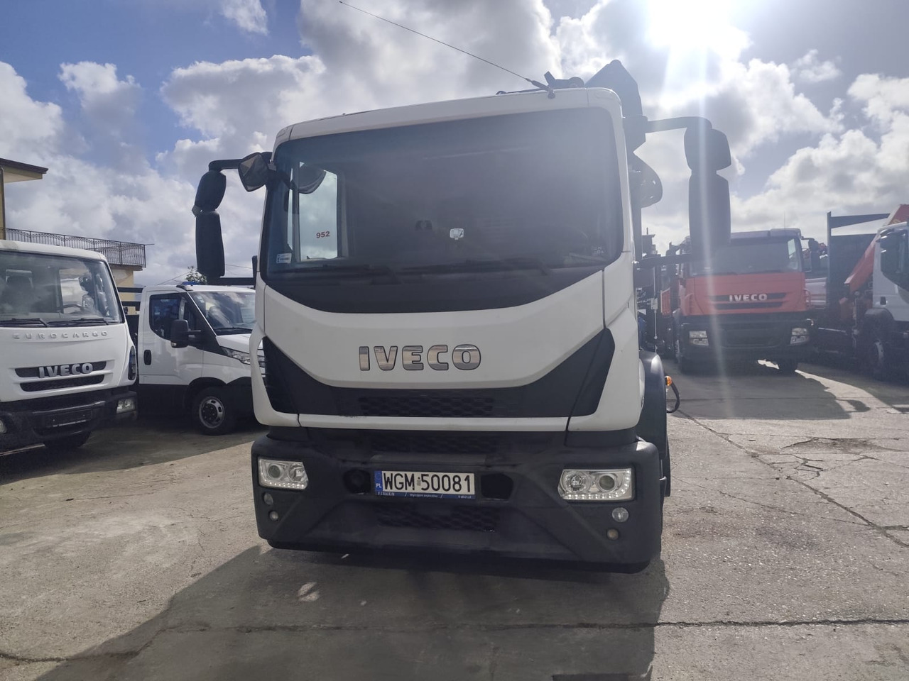 Kamion sa dizalicom, Kamion sa dizalicom IVECO EUROCARGO 180-250: slika 27 Kamion sa dizalicom, Kamion sa dizalicom IVECO EUROCARGO 180-250: slika 27