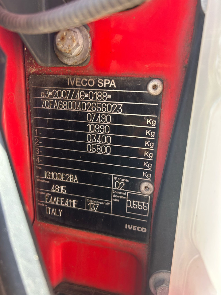 IVECO EUROCARGO 80-190 - Kamion sa golom šasijom i zatvorenom kabinom: slika 2 IVECO EUROCARGO 80-190 - Kamion sa golom šasijom i zatvorenom kabinom: slika 2