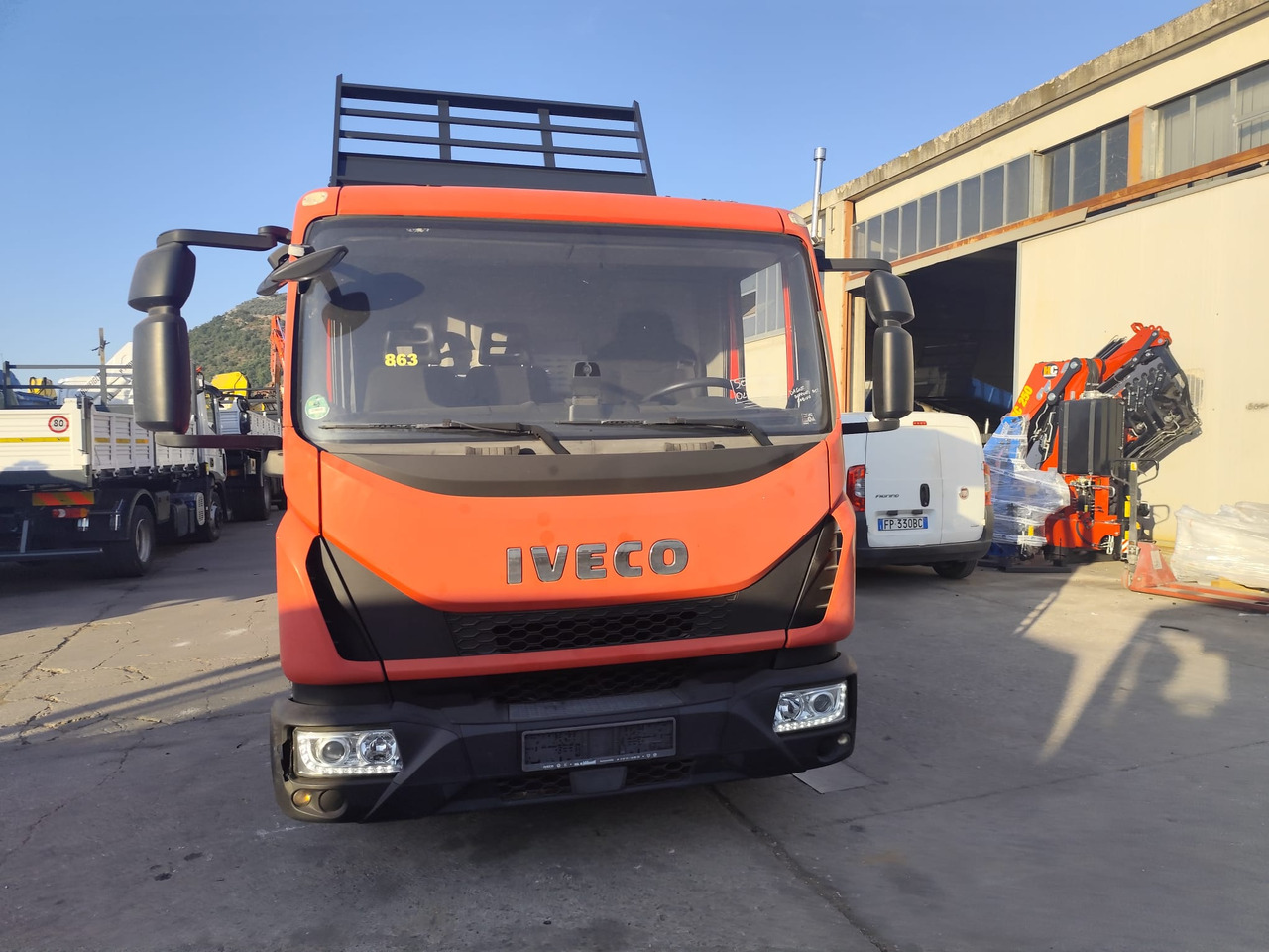 Kamion sa dizalicom, Istovarivač IVECO EUROCARGO 80-190: slika 41 Kamion sa dizalicom, Istovarivač IVECO EUROCARGO 80-190: slika 41