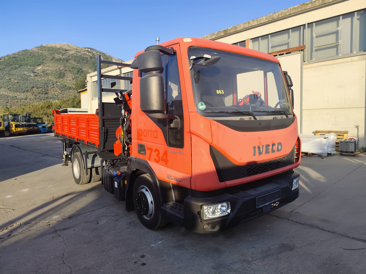 Kamion sa dizalicom, Istovarivač IVECO EUROCARGO 80-190: slika 20 Kamion sa dizalicom, Istovarivač IVECO EUROCARGO 80-190: slika 20