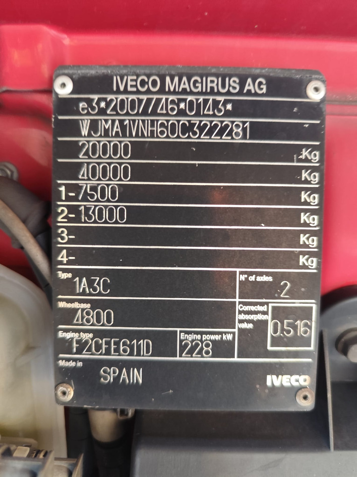 IVECO STRALIS 190S31 - Kamion sa golom šasijom i zatvorenom kabinom: slika 2 IVECO STRALIS 190S31 - Kamion sa golom šasijom i zatvorenom kabinom: slika 2